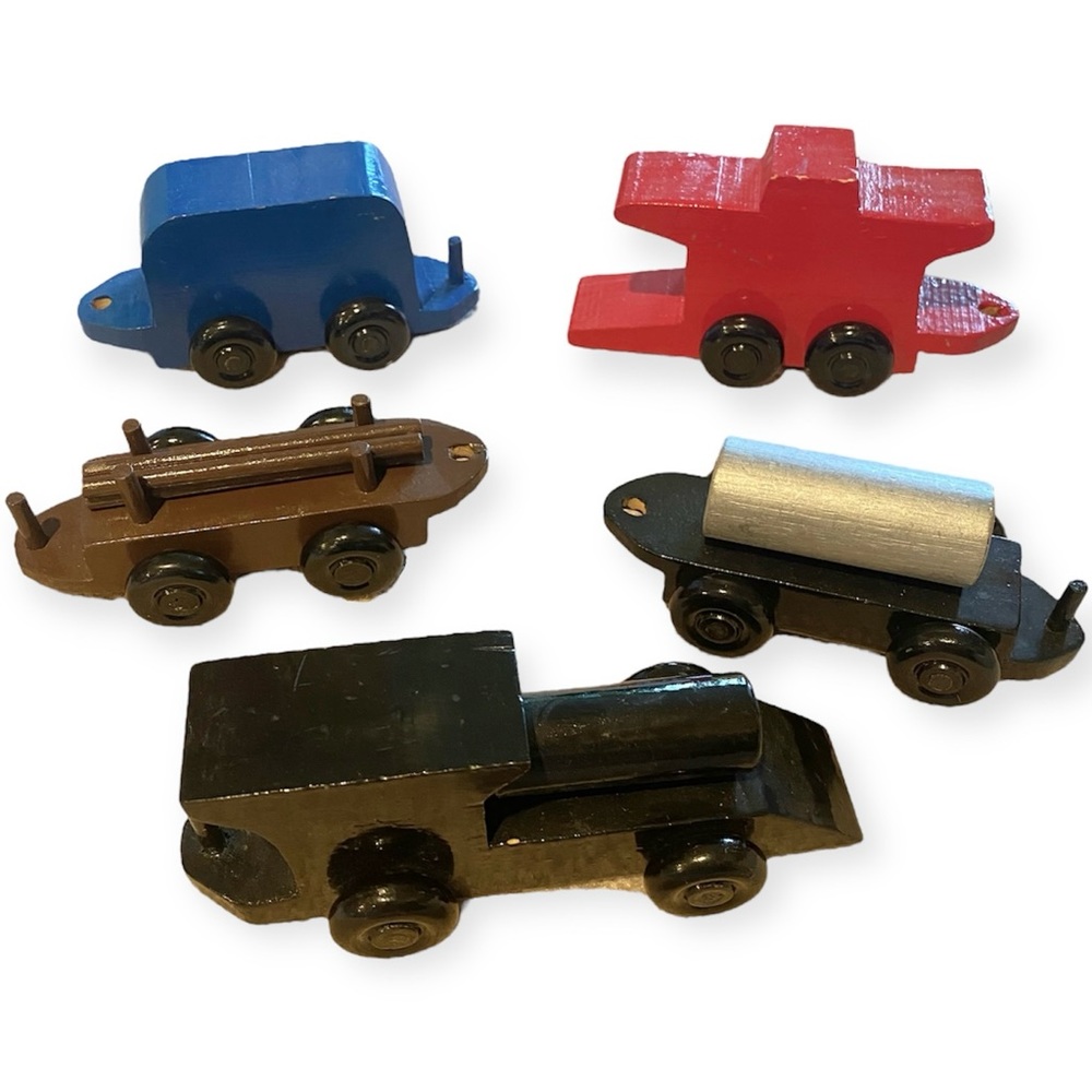 Kids Children Handmade Painted Wooden Toy Train Set Locomotive 4 Cars Wood